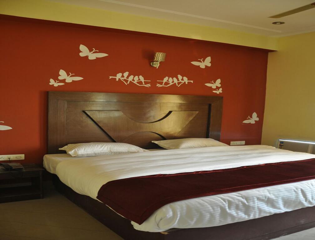 Hotel New Park Plaza Харидвар Экстерьер фото