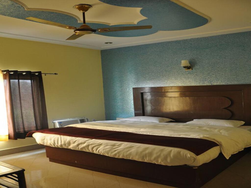 Hotel New Park Plaza Харидвар Экстерьер фото